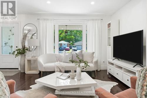 3411 Lansdown Drive, Burlington, ON 