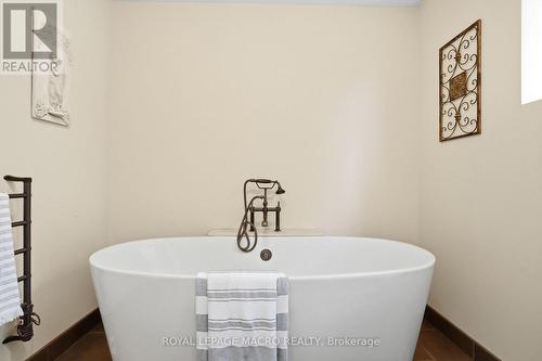 3411 Lansdown Drive, Burlington, ON 