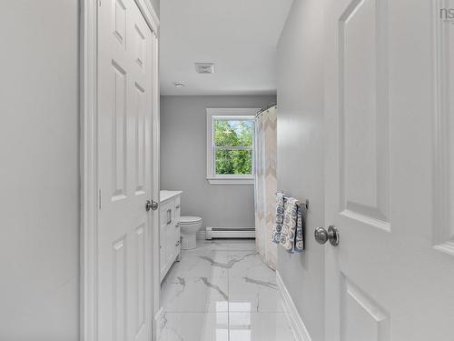 275 Canterbury Lane, Fall River, NS 