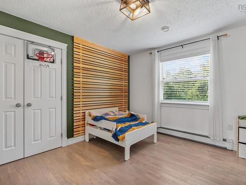 275 Canterbury Lane, Fall River, NS 