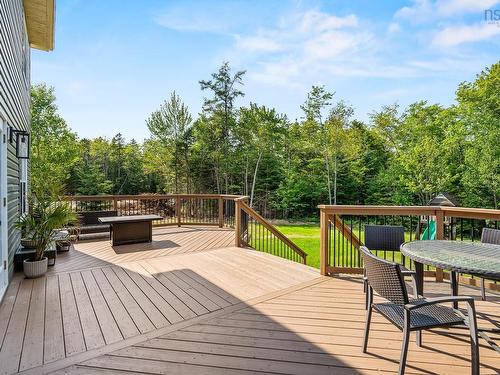 275 Canterbury Lane, Fall River, NS 