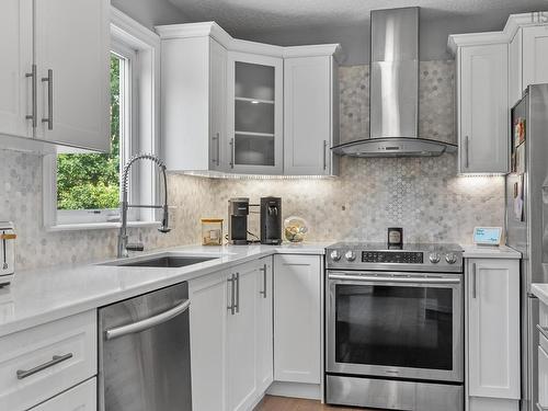 275 Canterbury Lane, Fall River, NS 