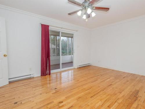 103 Paradise Road, Albert Bridge, NS - Indoor Photo Showing Other Room