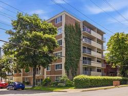 403 990 Mclean Street  Halifax, NS B3H 2V1