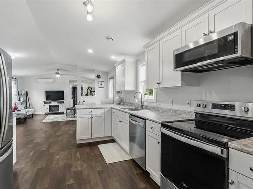 83 Cedarwood Crescent, New Minas, NS 