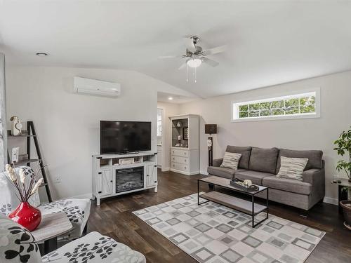 83 Cedarwood Crescent, New Minas, NS 