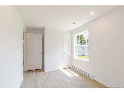 43 Northrup Cres, Lincoln, NB 