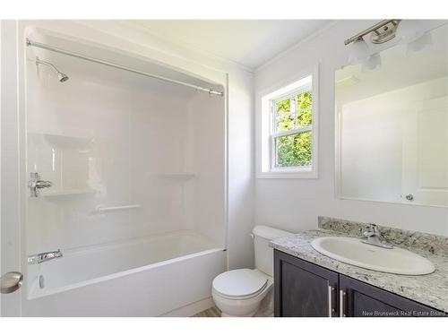 43 Northrup Cres, Lincoln, NB 