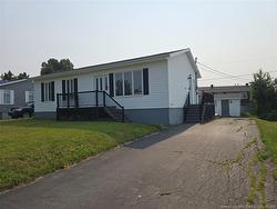 531 Fleet  Bathurst, NB E2A 4H2