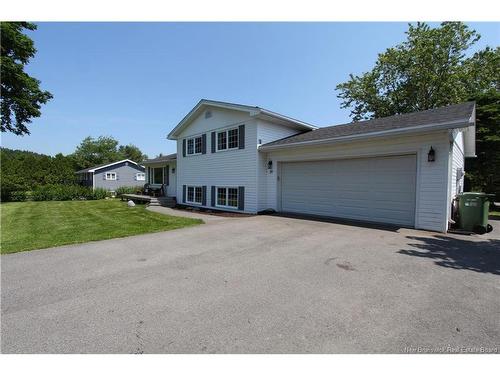 16 Cathline Dr, Saint John, NB 