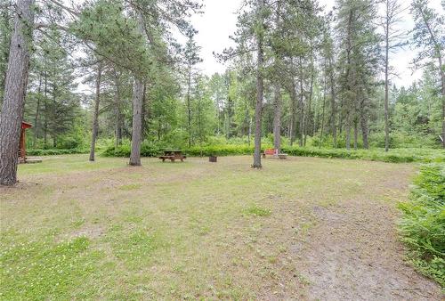 0 1 Road N, Piney Rm, MB 