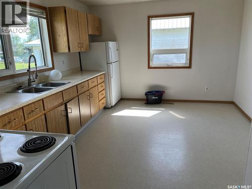 3 2Nd Street E, Willow Bunch, SK 
