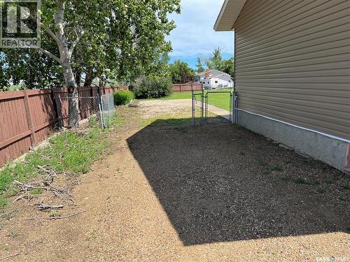 3 2Nd Street E, Willow Bunch, SK 