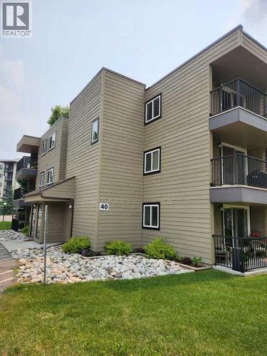 201, 40 Glenbrook  Cochrane, AB T4C 1T2