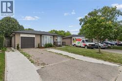 1121 VALENTINE Drive  Cambridge, ON N3H 2N9