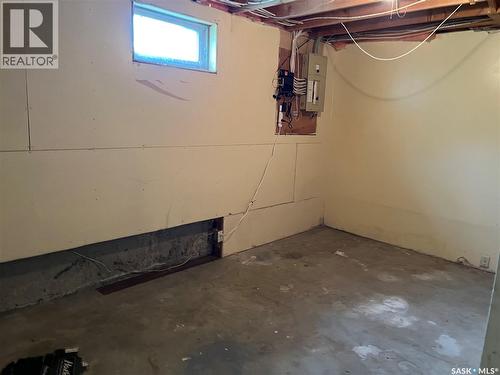 11 A Avenue, Willow Bunch, SK 