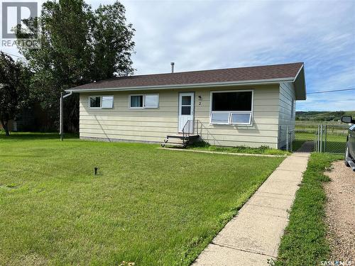 2 6Th Street, Willow Bunch, SK 