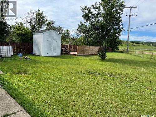 2 6Th Street, Willow Bunch, SK 