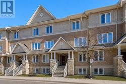 64 - 268 PASEO PVT PRIVATE  Ottawa, ON K2G 4N7