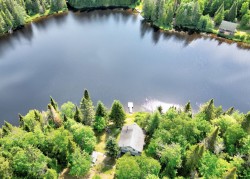 860 Ch. du Lac-Comeau  Saint-Zénon, QC J0K 3N0