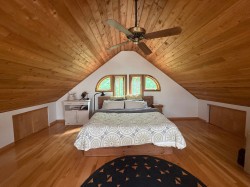 Mezzanine - 