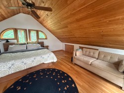 Mezzanine - 