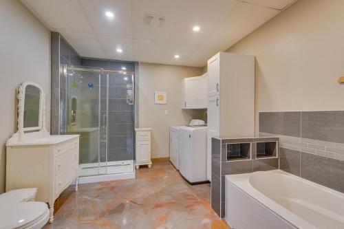 Salle de bains - 126  - 129 Ch. Richard, Bouchette, QC 