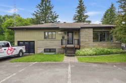 2772 Boul. du Curé-Labelle  Prévost, QC J0R 1T0