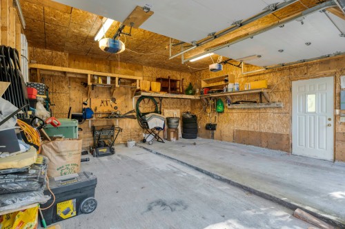 Garage - 365Z Boul. Des Sources, Dorval, QC 