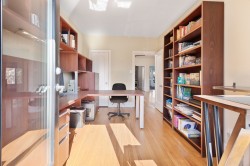 Bureau - 