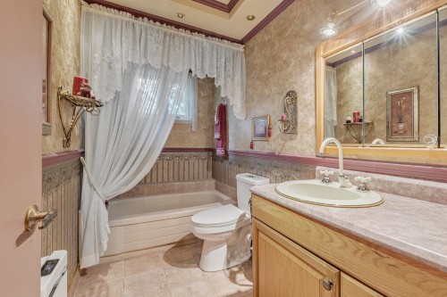 Salle de bains - 3051 Av. Bourque, Mascouche, QC 