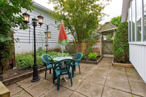 Cour - 3051 Av. Bourque, Mascouche, QC 