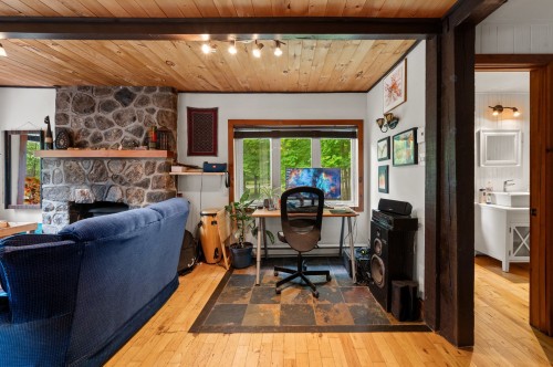 Bureau - 2870 1Er Rang De Doncaster, Val-David, QC 