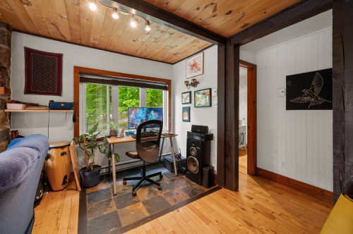 Bureau - 2870 1Er Rang De Doncaster, Val-David, QC 