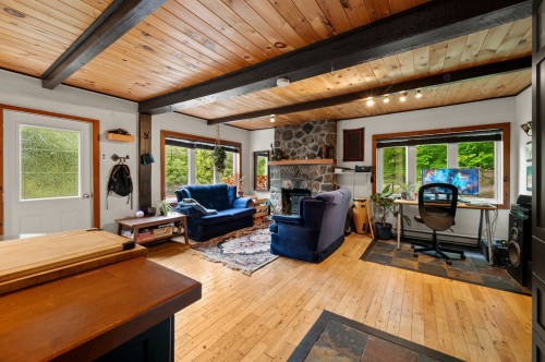 Salon - 2870 1Er Rang De Doncaster, Val-David, QC 