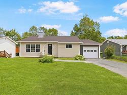 199 Dickey Drive  Lower Sackville, NS B4C 1T7