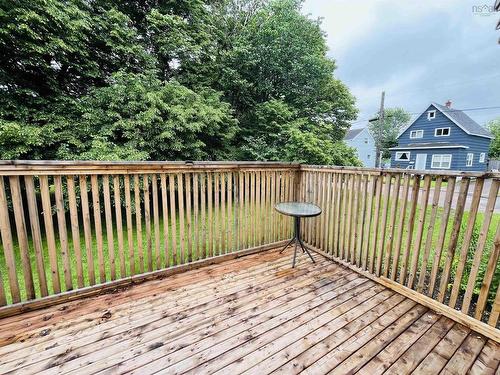 9 Dundonald Street, Amherst, NS 