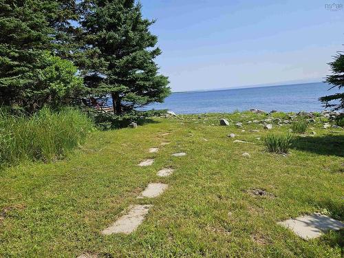 895 Shore Road, Road, Moose Harbour, NS 