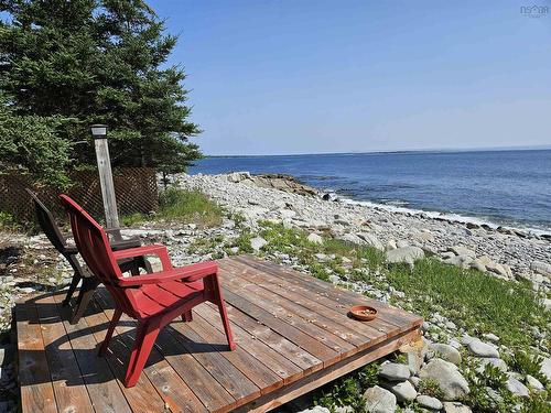 895 Shore Road, Road, Moose Harbour, NS 