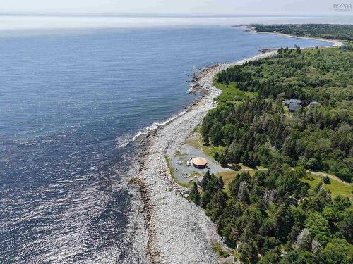 895 Shore Road, Road, Moose Harbour, NS 