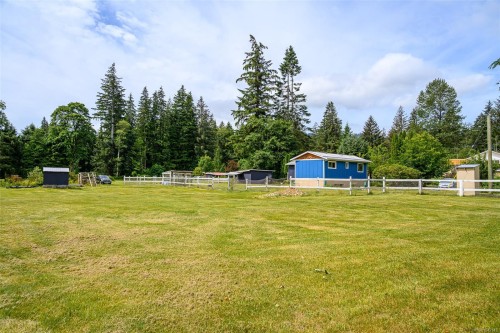 429 Community Rd, Sayward, BC 