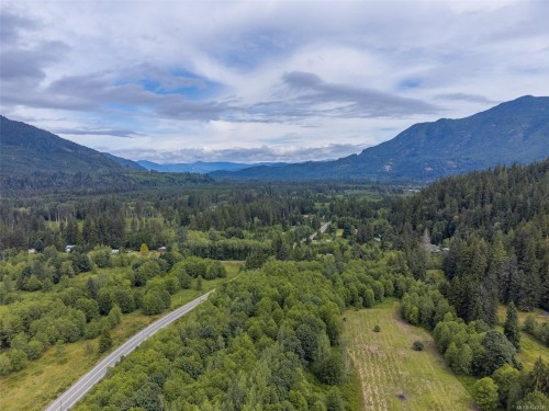429 Community Rd, Sayward, BC 