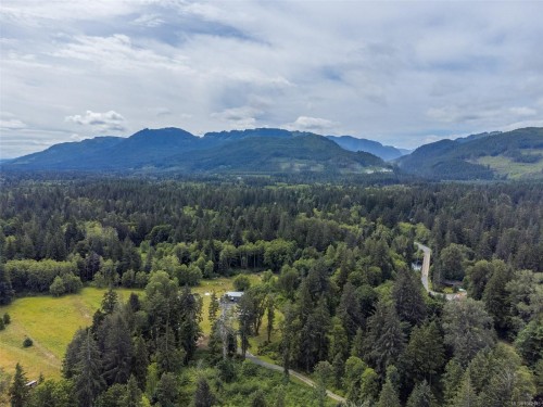 429 Community Rd, Sayward, BC 