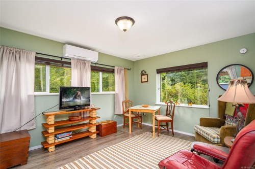 429 Community Rd, Sayward, BC 