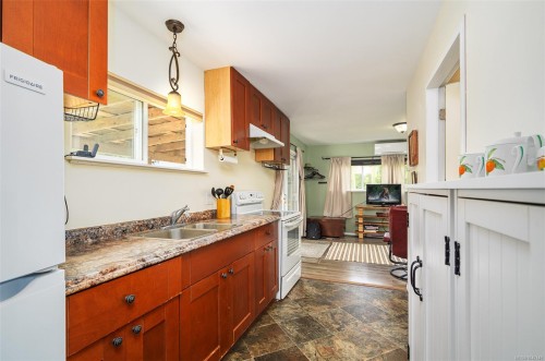 429 Community Rd, Sayward, BC 