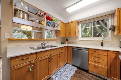 936 Arbutus Ave, Duncan, BC 