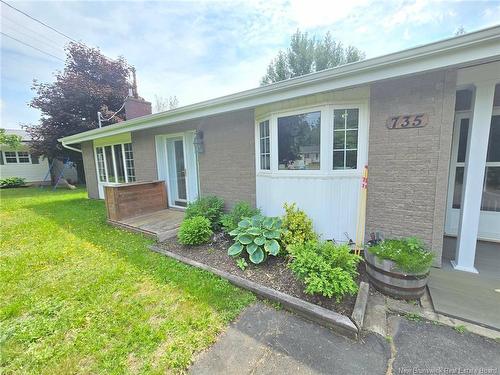 735 Assumption, Bathurst, NB 