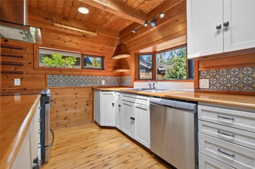 1162 Booth Rd Sw, Comox, BC 