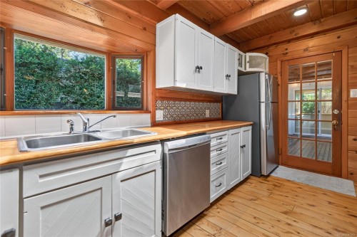 1162 Booth Rd Sw, Comox, BC 