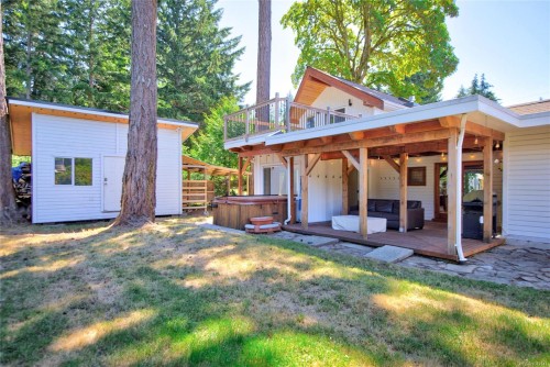 1162 Booth Rd Sw, Comox, BC 
